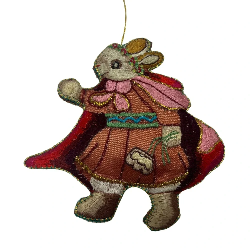 5 Victorian Style Embroidered Fabric Ornaments Drummer Rabbit Rocking Horse‎